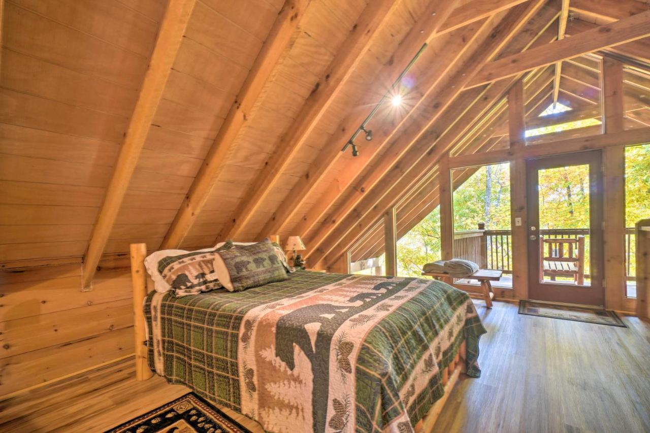 Sevierville Sanctuary Hot Tub, Pool Table And Deck! Kültér fotó